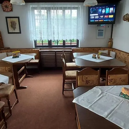 מלון Speedway Mariánské Lázně